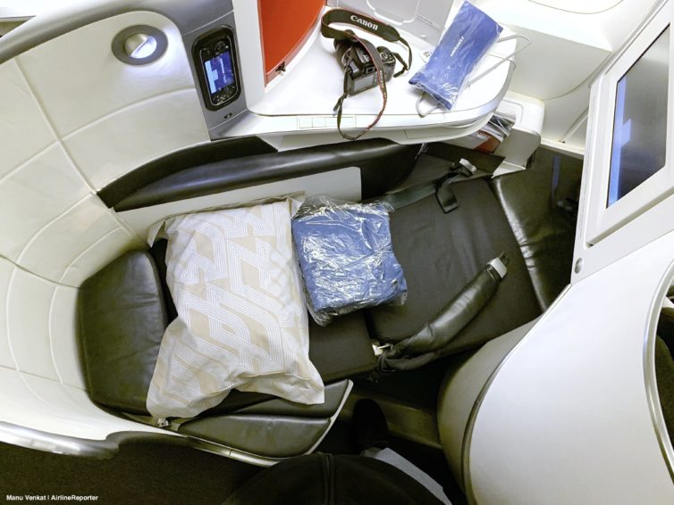 Air France 777 Business Class Seat Lay-Flat Mode